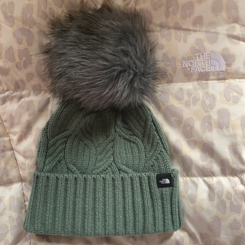 The North Face Oh Mega Pom Knit Beanie Laurel Wreath Green w/ Gray Faux …